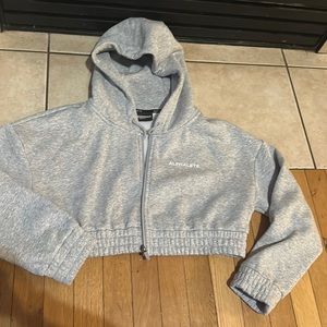 Alphalete Gray Cropped Hoodie